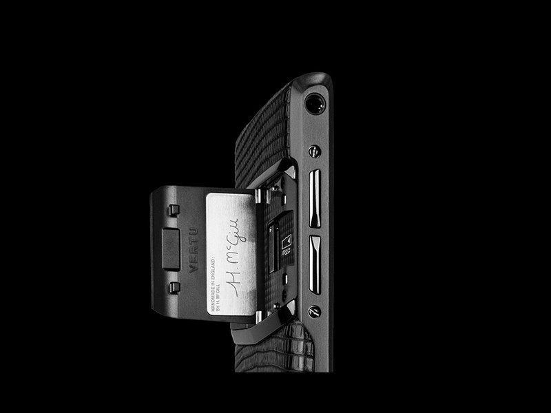 vertu siganture s bền bỉ tuyệt với